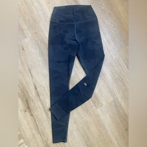 ALO black camo leggings